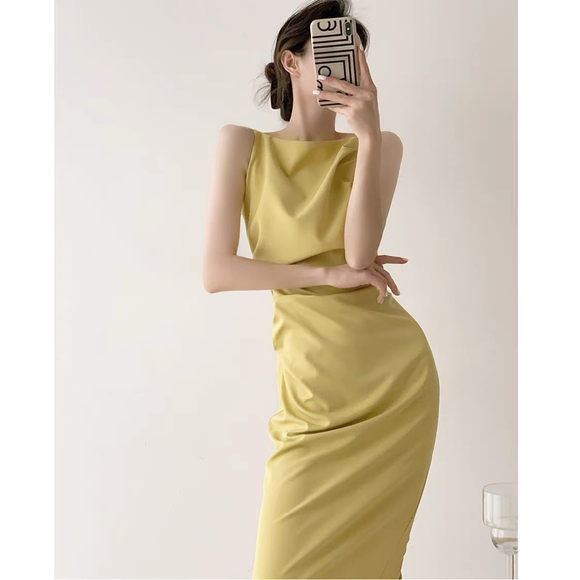 Elegant Yellow Draped Boat Neckline Midi Dress - Picture 3 of 10